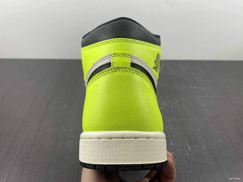 Retro 1 Volt 555088-702 OG Jordan Visionaire High Air 1111